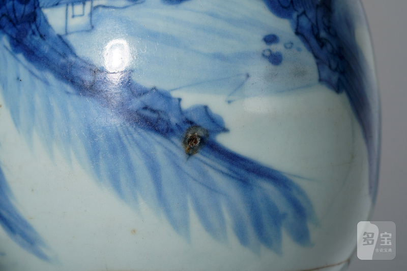 明万历 青花山水人物铺首瓶 - 图13